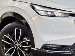 
										Honda Vezel Z Play Moonroof 2025 full									