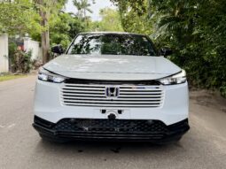
										Honda Vezel Z Play Moonroof 2025 full									