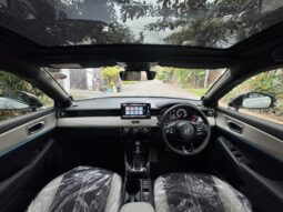 
										Honda Vezel Z Play Moonroof 2025 full									