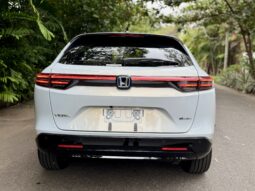 
										Honda Vezel Z Play Moonroof 2025 full									