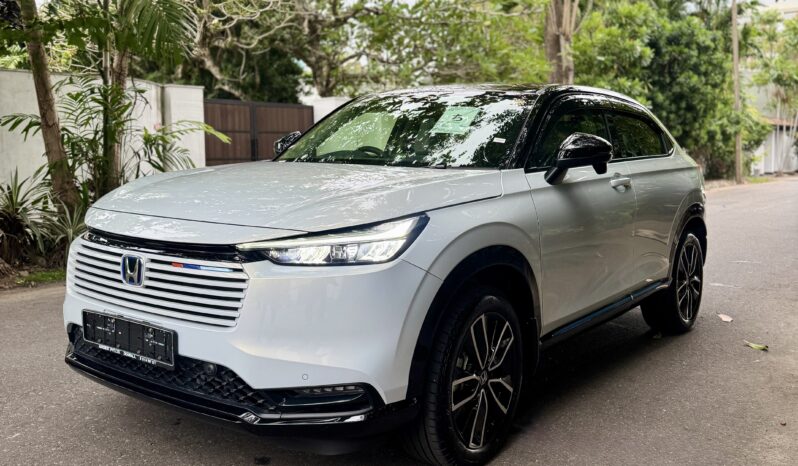 
								Honda Vezel Z Play 2025 full									