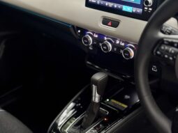 
										Honda Vezel Z Play 2025 full									