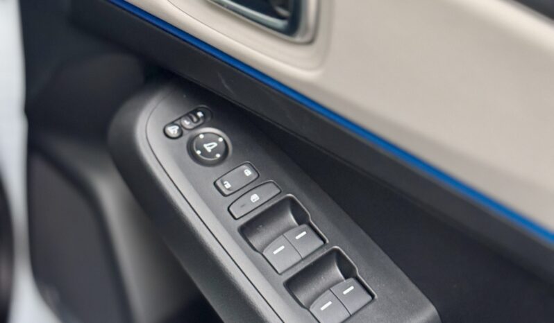 
								Honda Vezel Z Play 2025 full									