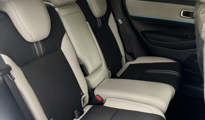 
								Honda Vezel Z Play 2025 full									