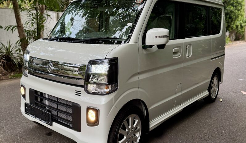 
								Suzuki Every Wagon PZ Turbo Special 2025 full									