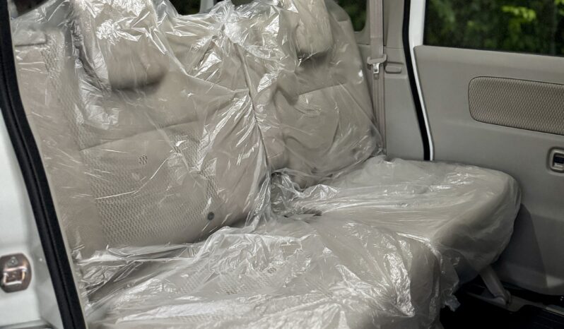 
								Suzuki Every Wagon PZ Turbo Special 2025 full									